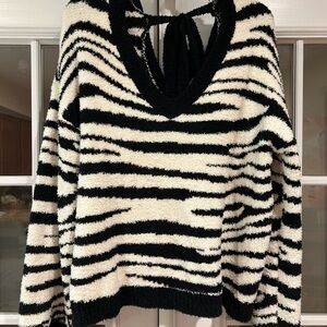 POL Black and White fuzzy Zebra Print Sweater w/tie back